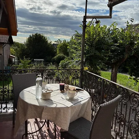 Les De La Oberlin ゲストハウス 3*